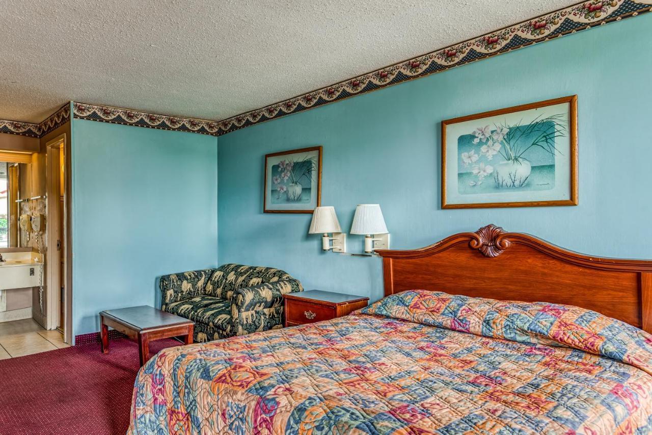 Oyo North I-55 Hotel *